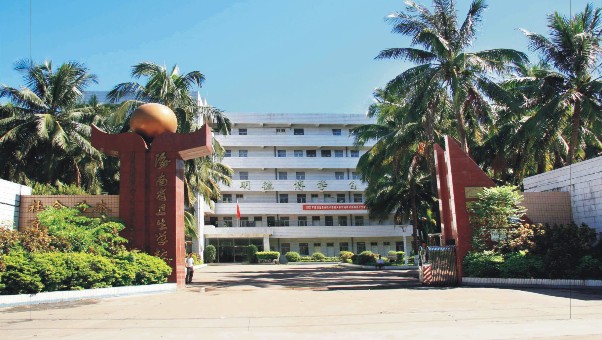 �������l(w��i)���W(xu��)У